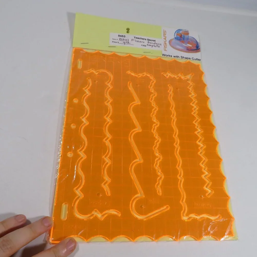 FISKARS “Shape Template” thick acrylic stencil BOARDERS #1